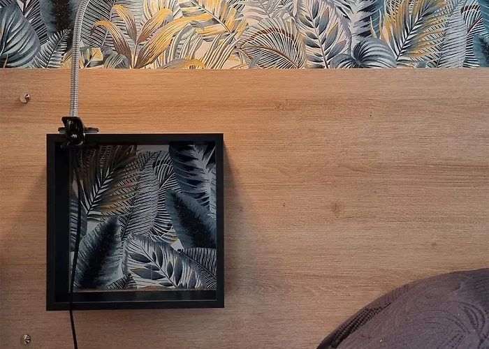 De La Coupiere Le Murier Apartment